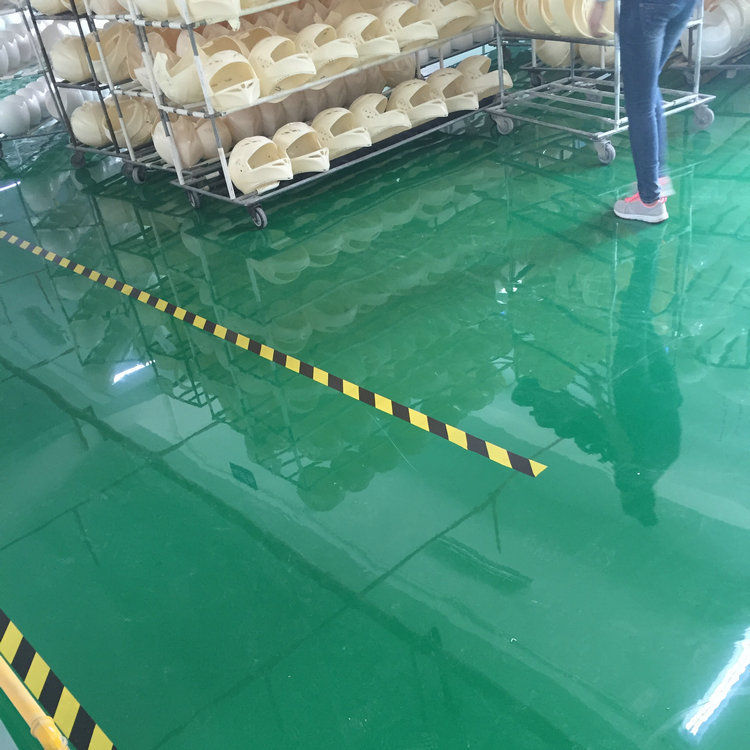 福建環(huán)氧樹(shù)脂地板漆|福州滄晟地坪漆廠家|環(huán)氧地坪正確的清洗方法